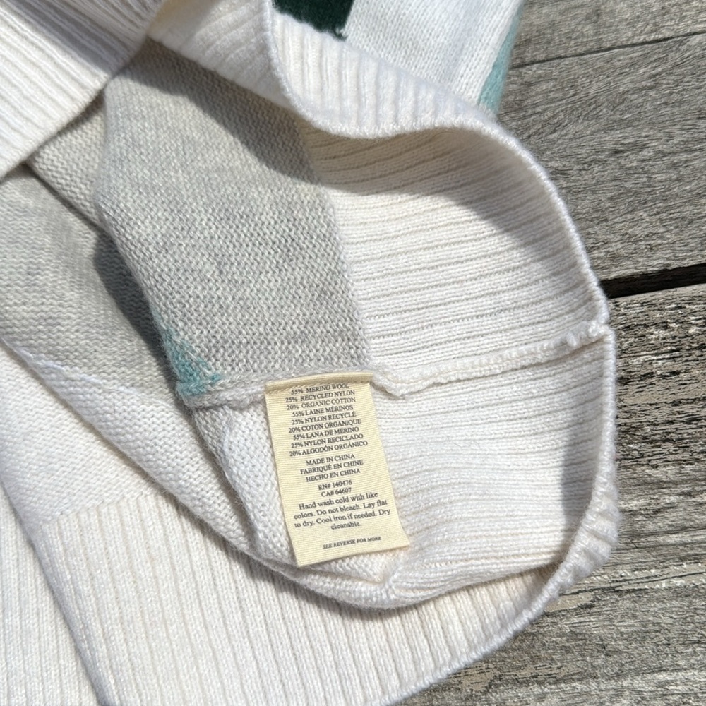 FAHERTY Mountain Coaster Crew SKI SWEATER SIZE MEDIUM‎ NWT $228 - Picture 7 of 7